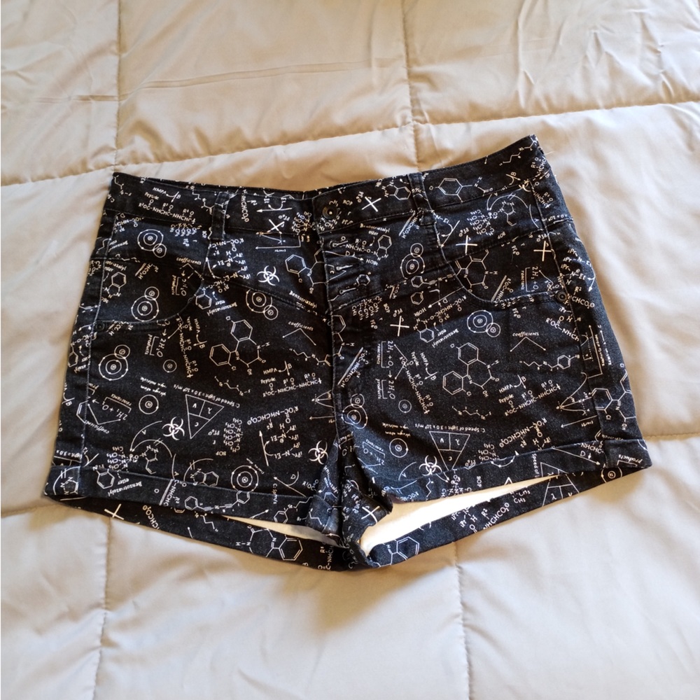 Black Heart Equation Themed High Rise Short